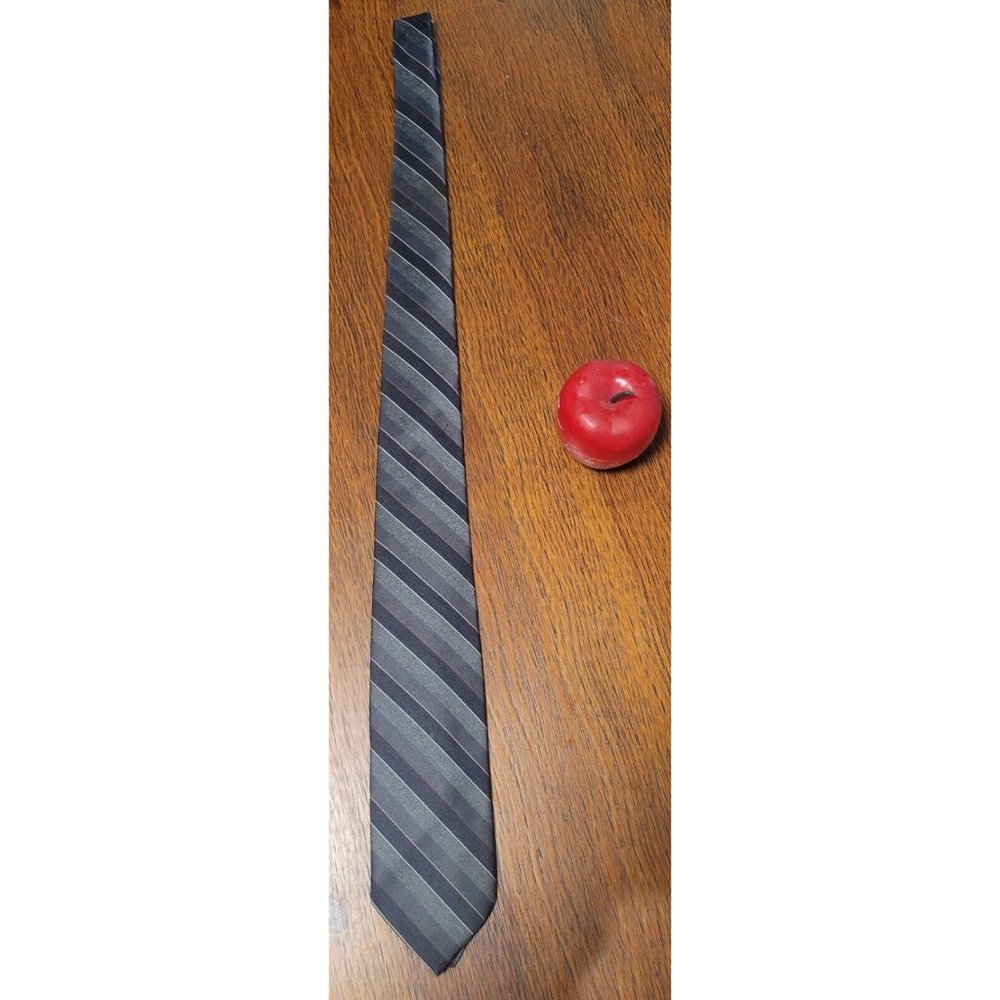 Wembley Black Gray White Diagonal Striped Pattern Men's Tie